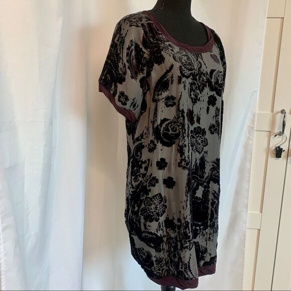 Sand Copenhagen Rose floral textured velvet short sleeved shift dress gray Sz 42 - Picture 4 of 10